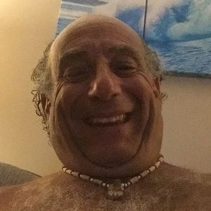 Meet your Posher, Stuart